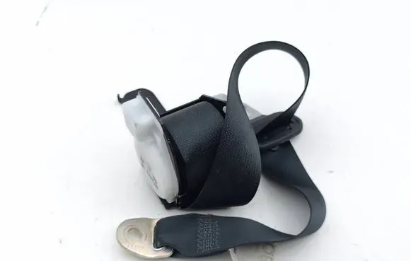 Lexus IS III XE30 Rear seatbelt C7194116 0642103 06222016