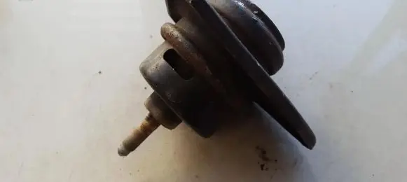 KIA Ceed Engine mount bracket