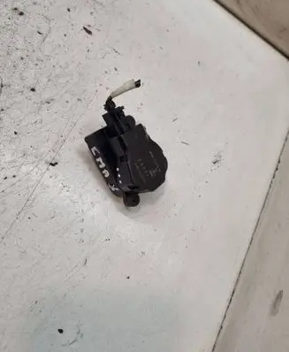Ford Focus C-MAX Air flap motor/actuator 3M5H19E616AB EAD251 11875