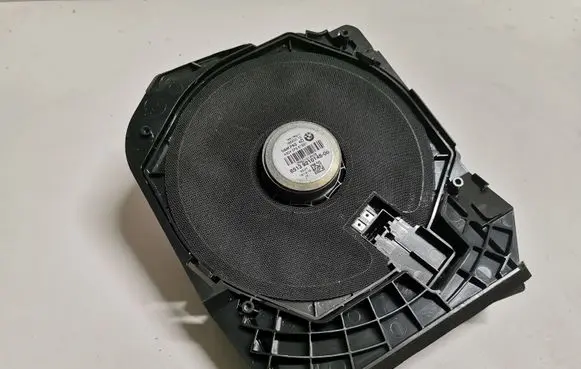 BMW 4 F36 Gran coupe Subwoofer speaker 9210148