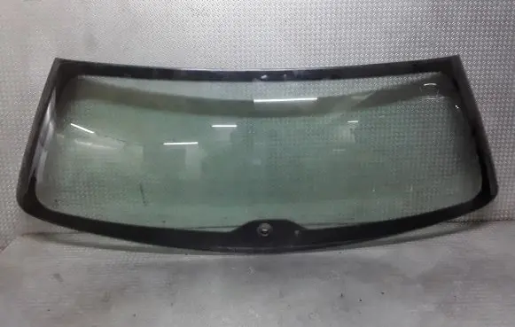 Volkswagen Polo Rear windscreen/windshield window 