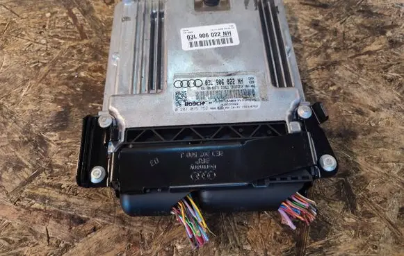 Audi Q5 SQ5 Engine control unit/module 03L906022NH 47520448 1911200906239