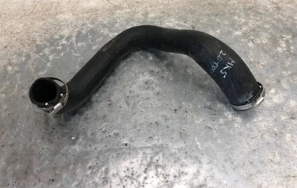 Ford Mondeo MK V Intercooler hose/pipe DS736F072DG