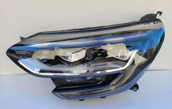Renault Megane IV Headlight/headlamp 260601197R 90060928