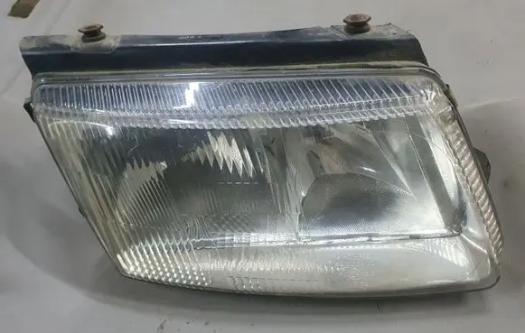 Volkswagen PASSAT B5 Headlight/headlamp