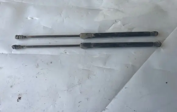 Mercedes-Benz C W203 Tailgate/trunk strut/damper A2037400045