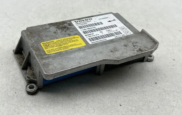 Volvo V70 Airbag control unit/module P31295083 0285010573 T108112500708
