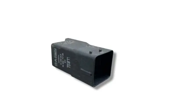 Ford Focus Glow plug pre-heat relay 51299049 9666671780