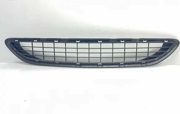 Mercedes-Benz C W203 Front bumper lower grill A2038853023