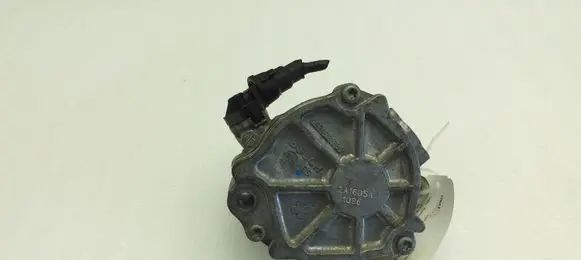 Peugeot 308 Vacuum pump 9804021880