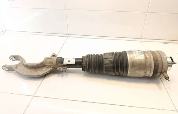 NIO ES8 Front air suspension shock absorber P0002310
