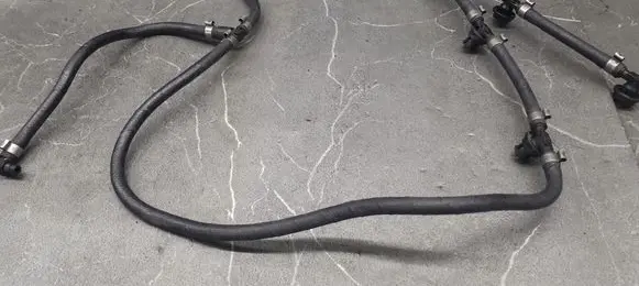 Mercedes-Benz E W211 Fuel return line/hose CKR2136300