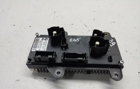 BMW 7 E65 E66 Power management control unit 6925655 8ES00827003 115725