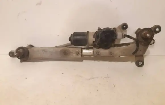 Subaru Legacy Front wiper linkage and motor 38379BL