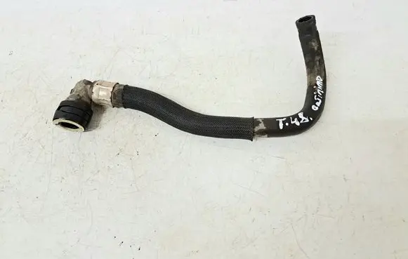 Volvo V70 Engine coolant pipe/hose