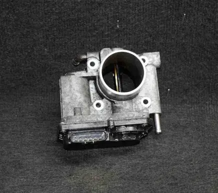 Mazda 6 Throttle valve R2AA136B0