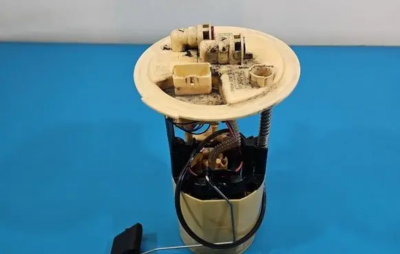 Ford Kuga I In-tank fuel pump 9V419275AB IMPRK1562474
