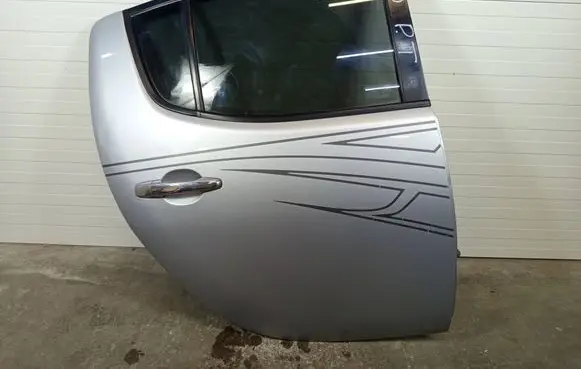 Rear door