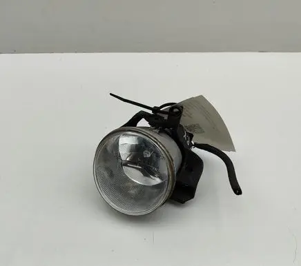 Toyota Prius+ (ZVW40) Front fog light 8122047010