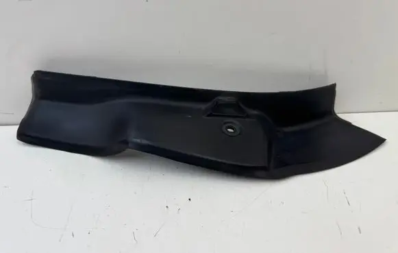 Mercedes-Benz E W213 Rear/tail light trim molding A2136900702