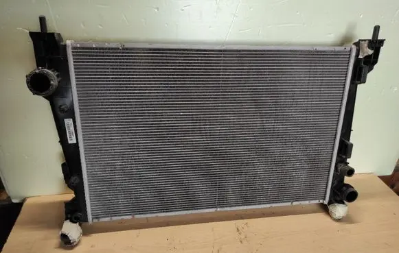 Alfa Romeo Giulietta Coolant radiator 884660500
