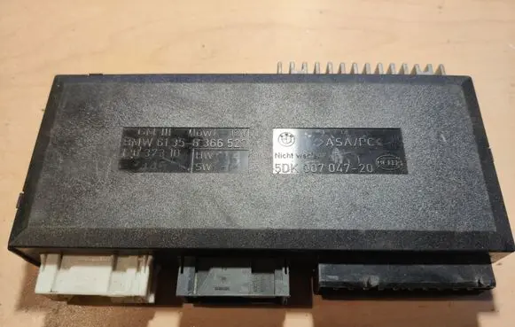 BMW 5 E39 Comfort/convenience module 61358366527 12037310