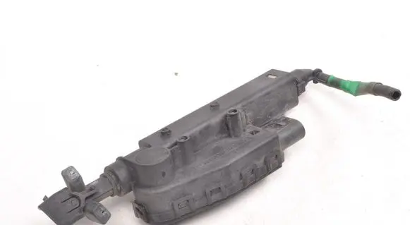 Volvo S80 Headlight washer pump 30655066