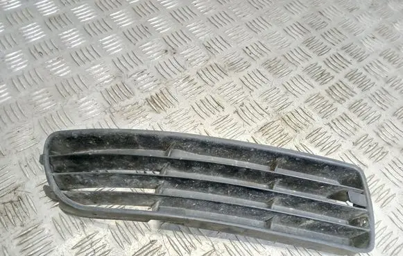Audi A4 S4 B5 8D Front bumper lower grill 8D0807346G