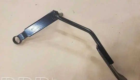 Manufacturers badge/model letters
