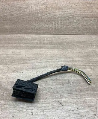 BMW 5 E60 E61 Plug wire 8352566