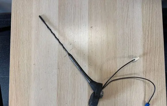 Seat Ibiza IV (6J,6P) Radio antenna 6P0035501B