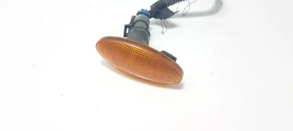 Opel Vectra B Front fender indicator light 90504212