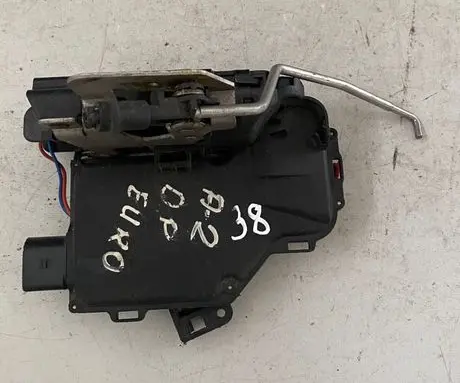 Audi A2 Front door lock PA6630FV