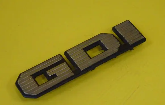 Mitsubishi Carisma Manufacturers badge/model letters 