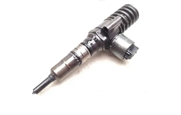 Fuel injector