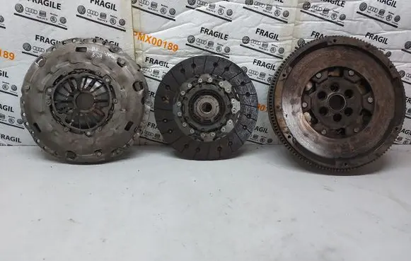 Volkswagen PASSAT B6 Clutch set kit 1240434104M13LLL