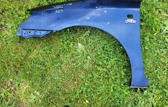 Toyota Corolla E120 E130 Fender