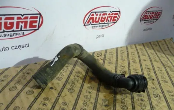 Skoda Octavia Mk2 (1Z) Engine coolant pipe/hose