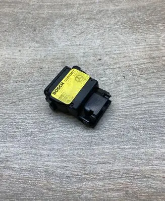 Mercedes-Benz E W124 Headlight level height control switch 0307650109
