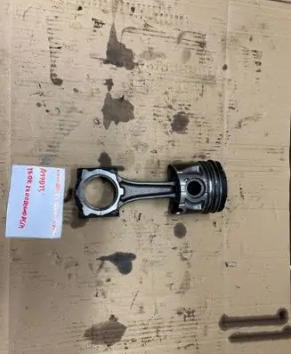 Chevrolet Cruze Piston with connecting rod 