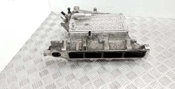 Volkswagen PASSAT B8 Intake manifold 03N129766C 03N128637A