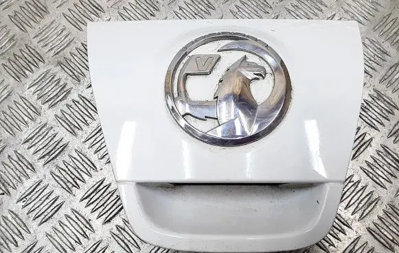Opel Astra J Tailgate/trunk/boot exterior handle