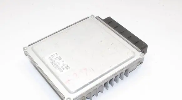 Ford Focus Engine control unit/module 3M5112A650LA
