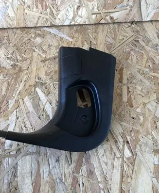 Foot area side trim