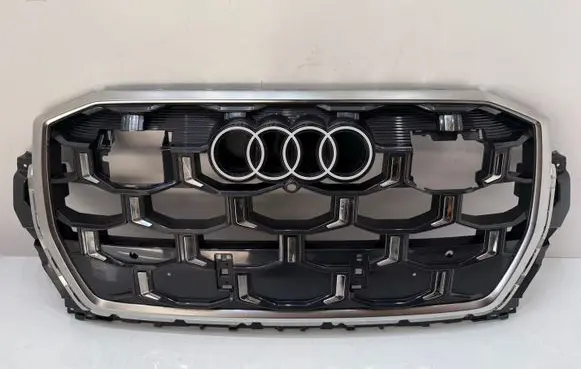 Audi Q7 4M Front bumper upper radiator grill 4M0853651BD