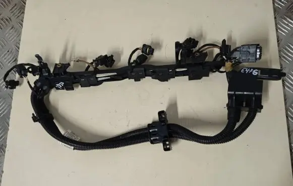 BMW 2 F22 F23 Fuel injector wires 8631668