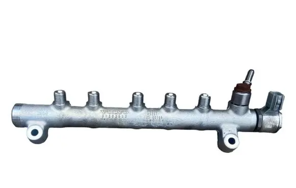 Volvo V40 Fuel main line pipe 31303612