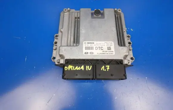 KIA Optima Engine control unit/module 391602A950 EDC17C57 0281033842