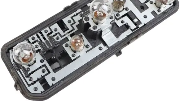 Peugeot 307 Tail light bulb cover holder 