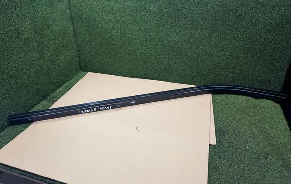 Renault Master III Sliding door bottom rail 745910004R